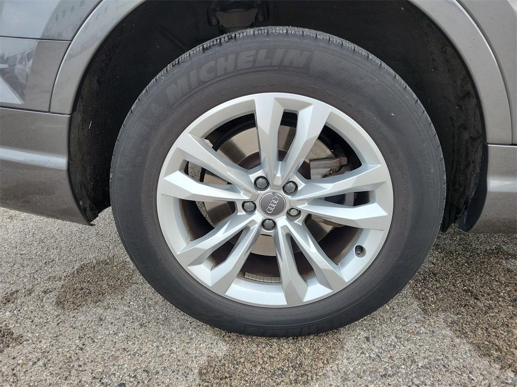 used 2019 Audi Q7 car, priced at $20,998