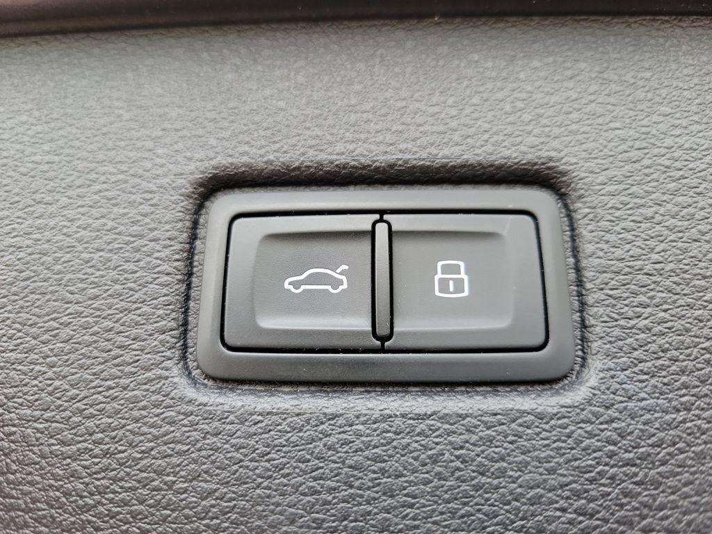 used 2019 Audi Q7 car, priced at $20,998