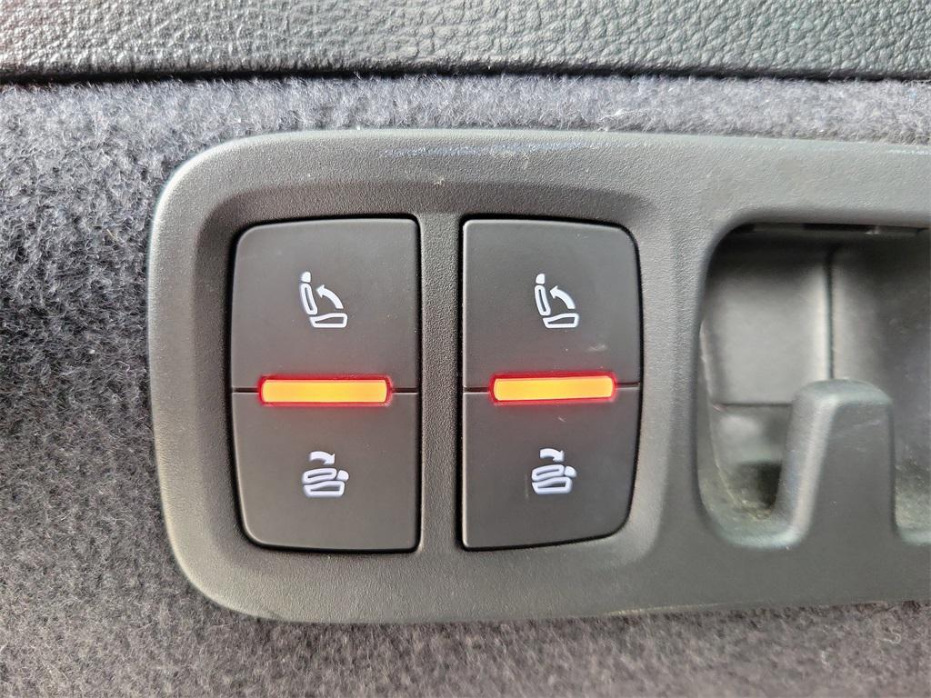 used 2019 Audi Q7 car, priced at $20,998