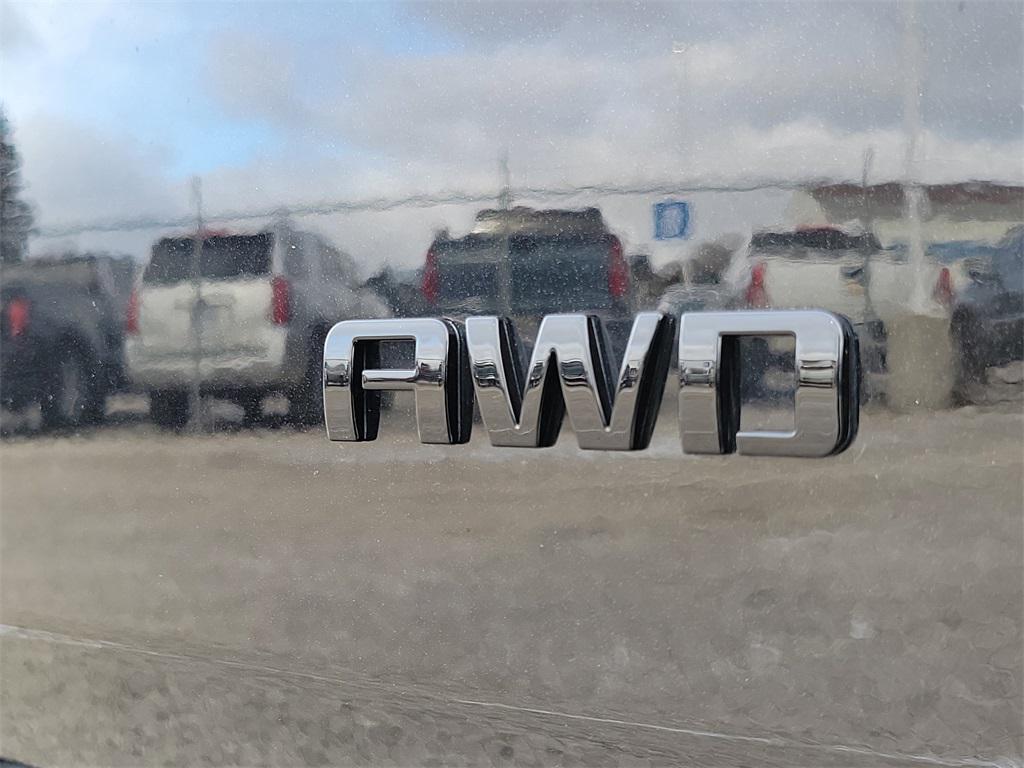 used 2023 Chevrolet Traverse car, priced at $40,999