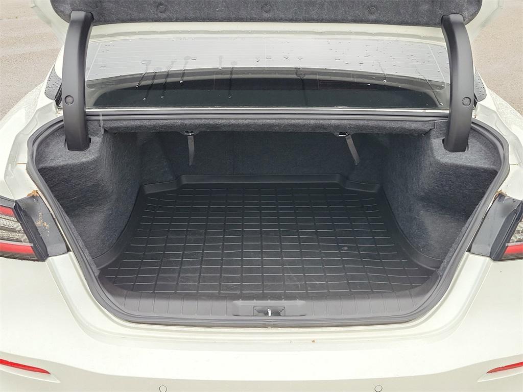 used 2022 Nissan Maxima car