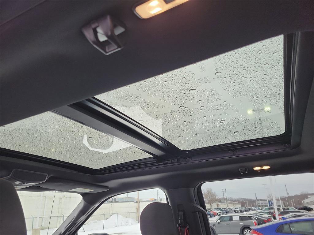 used 2019 Ford F-150 car, priced at $27,999