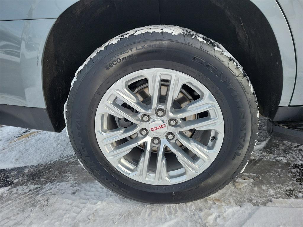 used 2024 GMC Yukon car, priced at $61,999