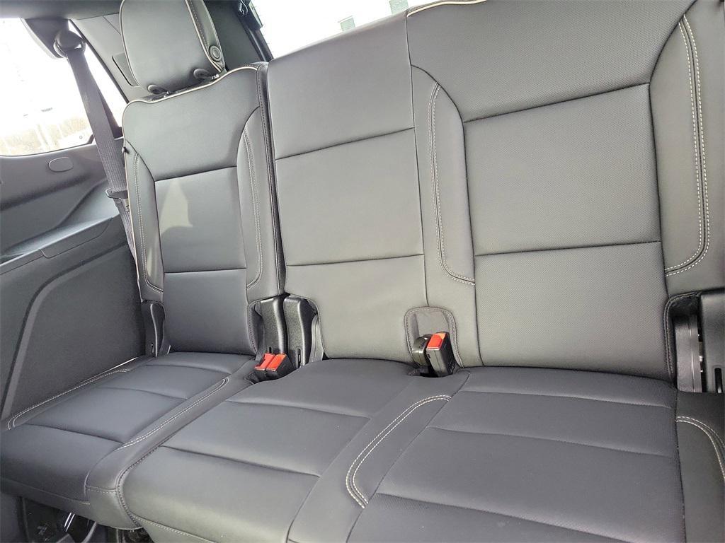 used 2024 GMC Yukon car, priced at $61,999