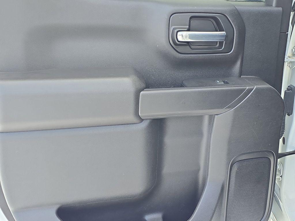 used 2022 Chevrolet Silverado 1500 car, priced at $30,999