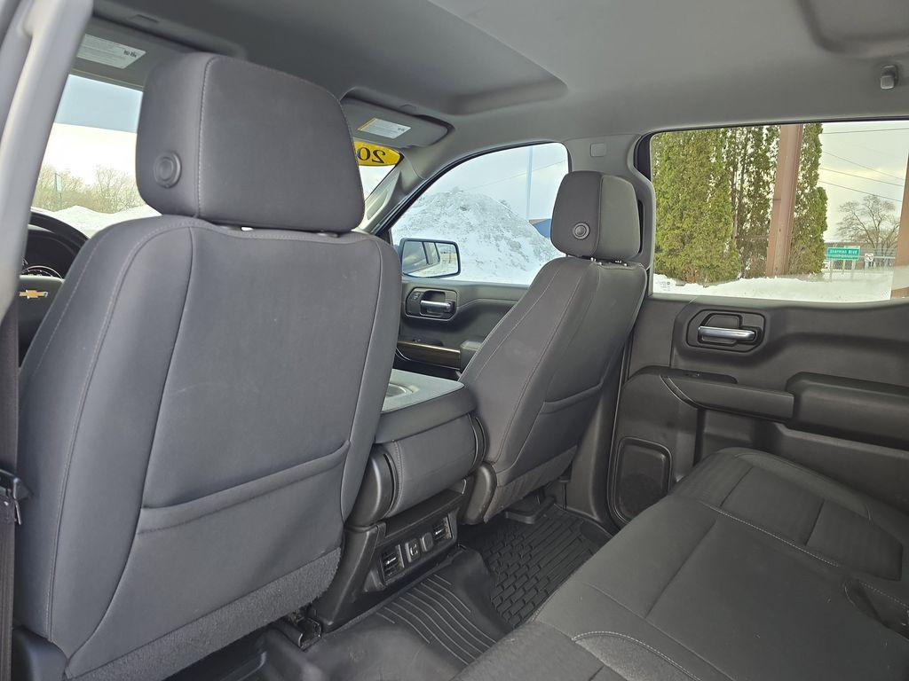 used 2022 Chevrolet Silverado 1500 car, priced at $30,999