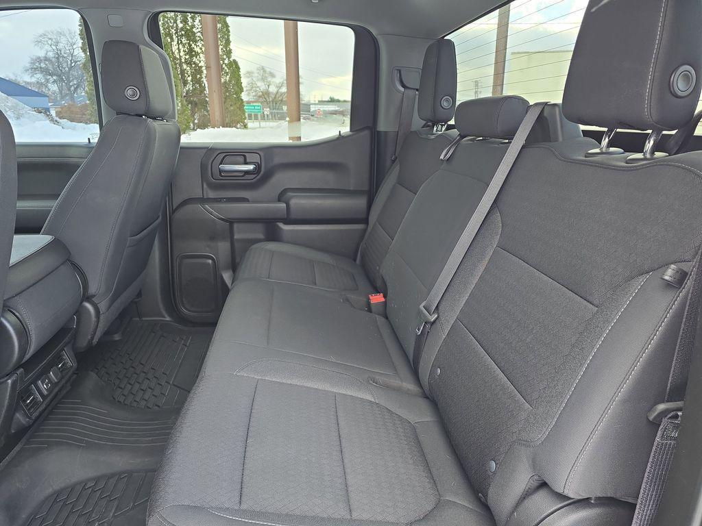 used 2022 Chevrolet Silverado 1500 car, priced at $30,999