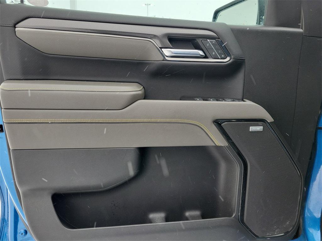 used 2025 Chevrolet Blazer EV car, priced at $31,999