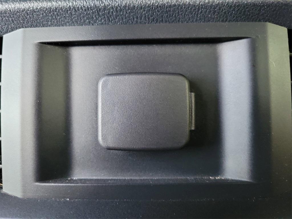 used 2022 Ford F-150 car, priced at $33,499