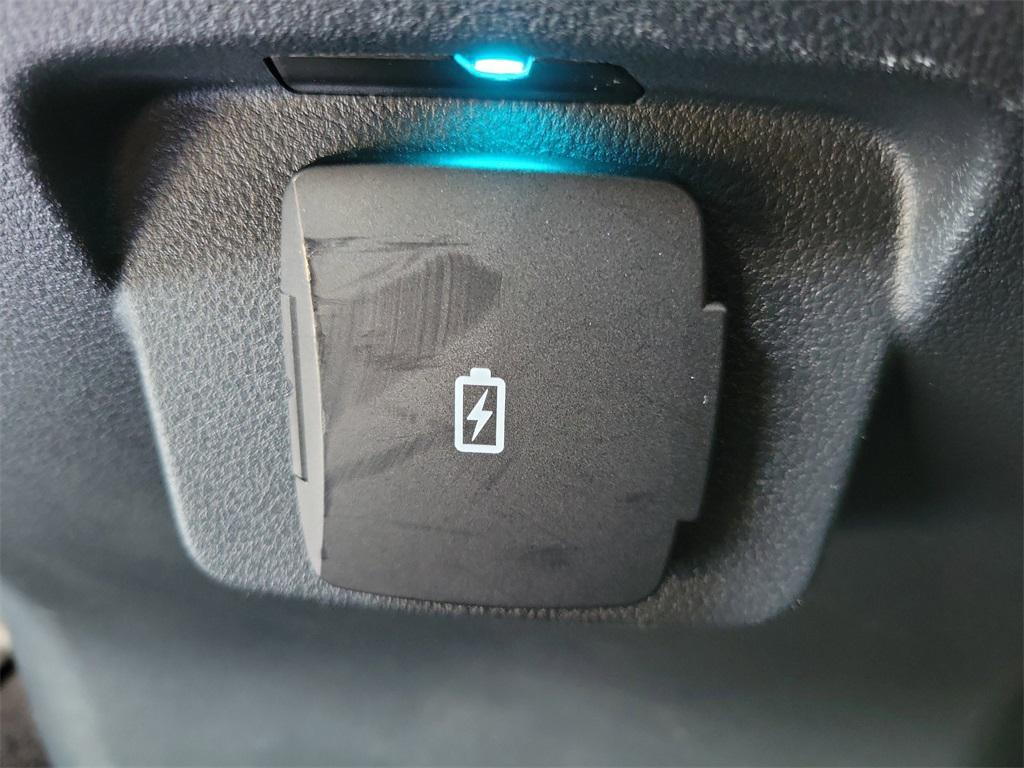 used 2022 Ford F-150 car, priced at $33,499