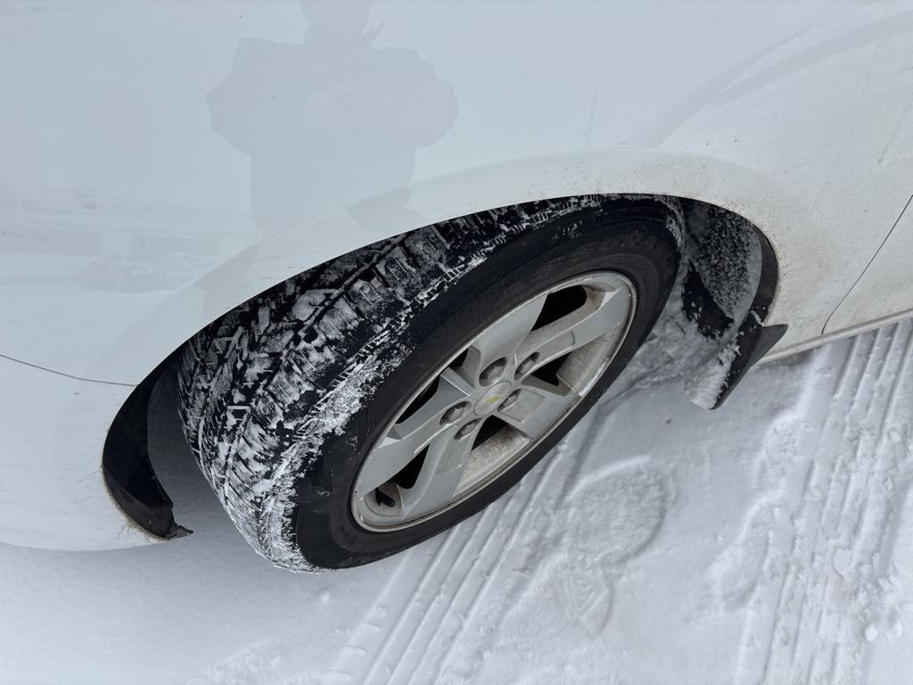 used 2015 Chevrolet Malibu car, priced at $10,499