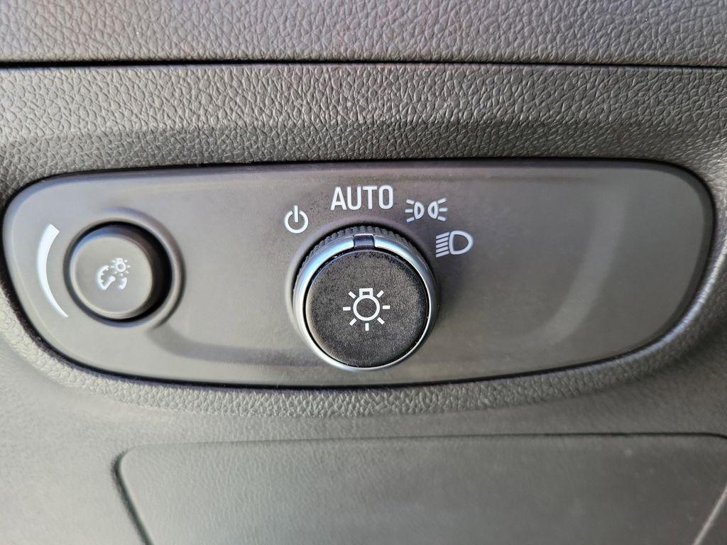 used 2024 Buick Encore GX car, priced at $21,999