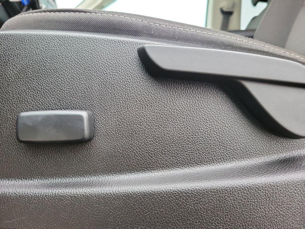 used 2021 GMC Canyon car, priced at $23,949