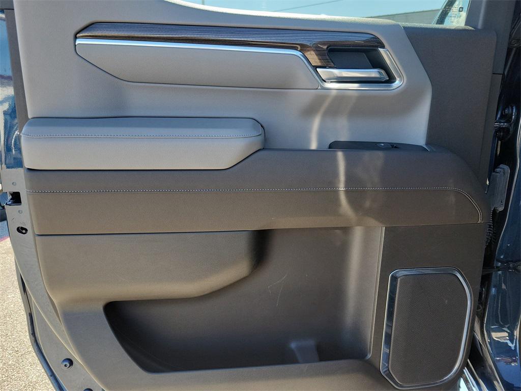 used 2022 Chevrolet Silverado 1500 car, priced at $28,999