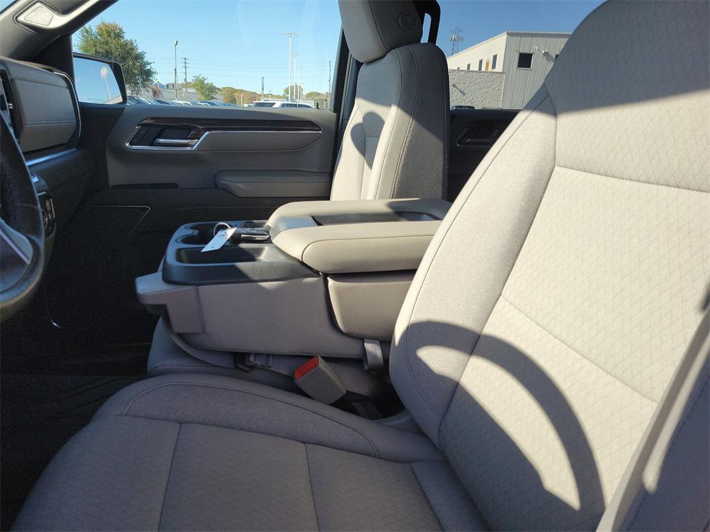 used 2022 Chevrolet Silverado 1500 car, priced at $28,999