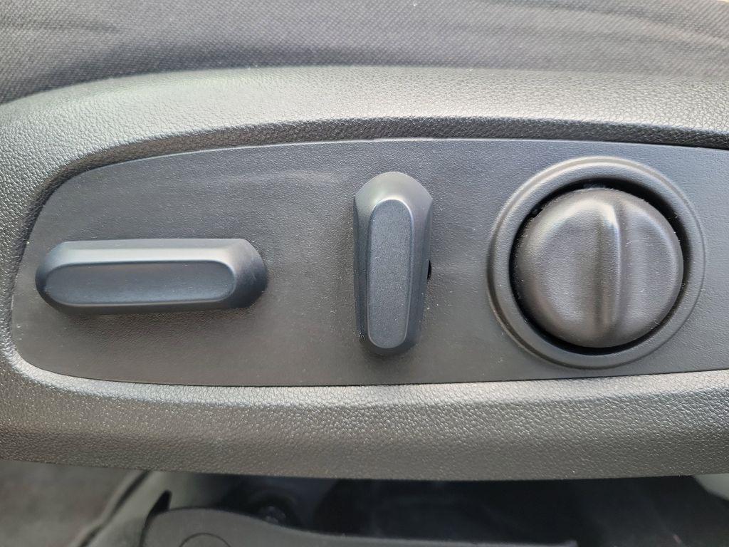 used 2023 GMC Acadia car, priced at $29,999