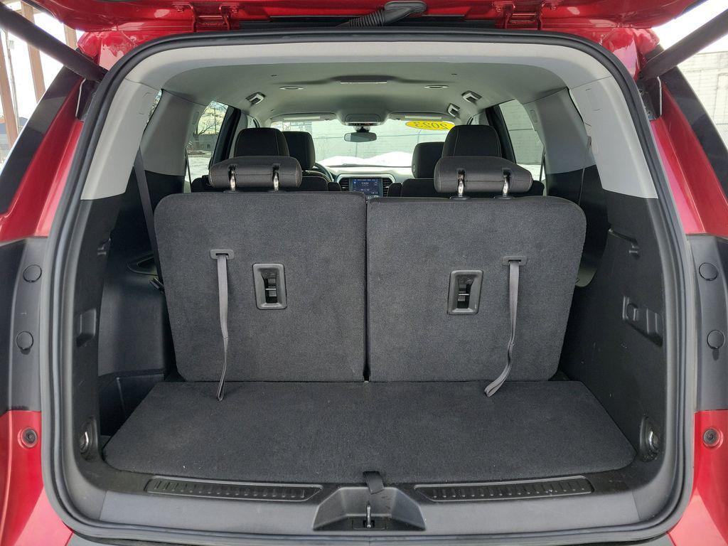 used 2023 GMC Acadia car, priced at $29,999