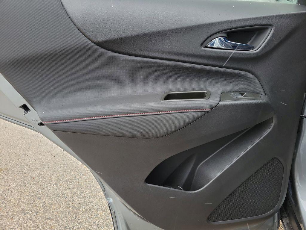 used 2024 Chevrolet Equinox car, priced at $26,499