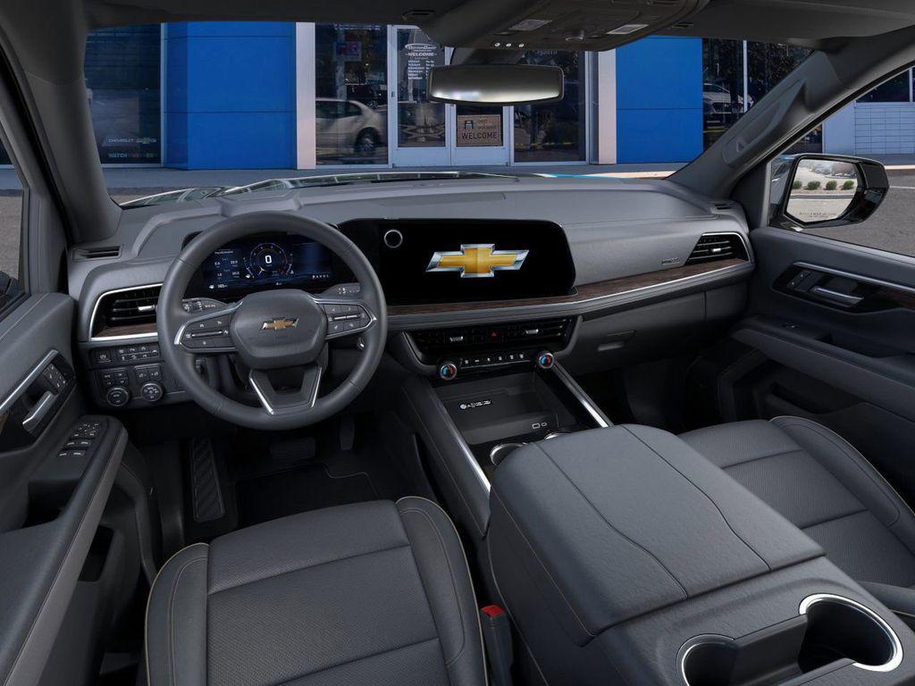 new 2025 Chevrolet Suburban car, priced at $77,443