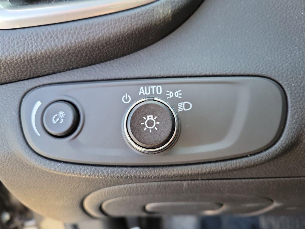 used 2022 Chevrolet Trax car, priced at $17,999