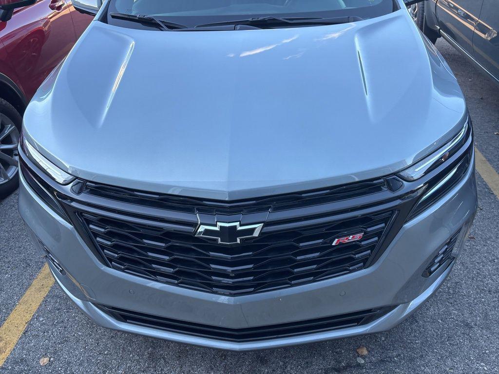 used 2024 Chevrolet Equinox car, priced at $28,999