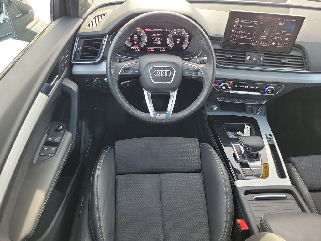 used 2024 Audi Q5 e car, priced at $36,999