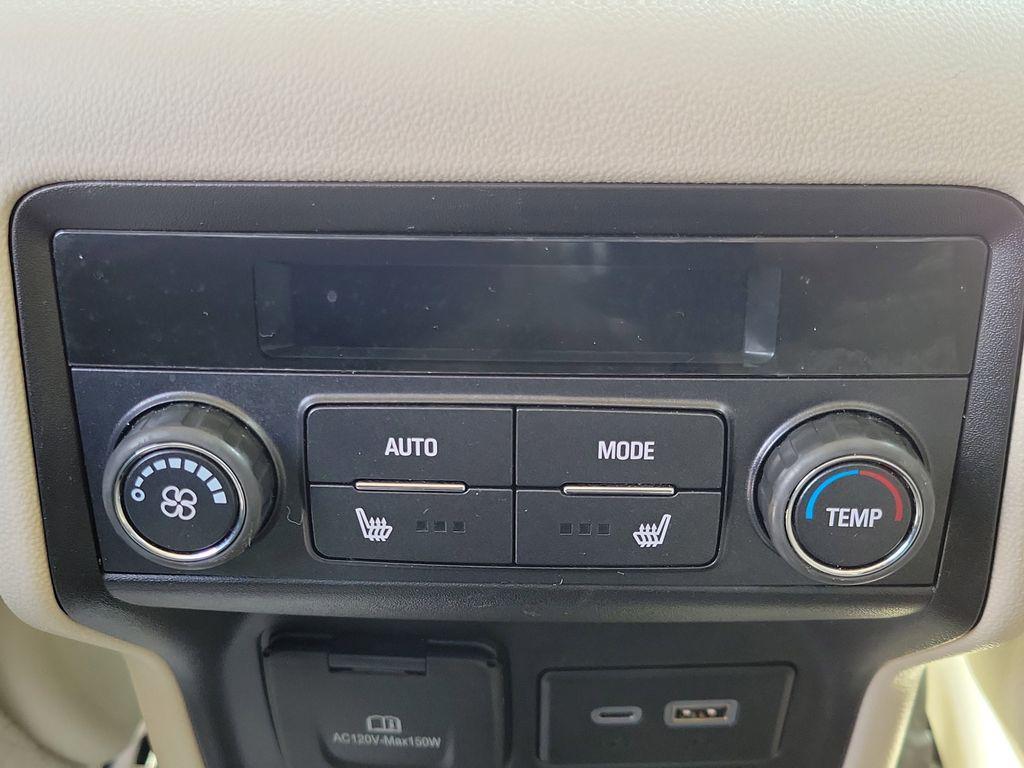 used 2023 GMC Acadia car, priced at $34,999