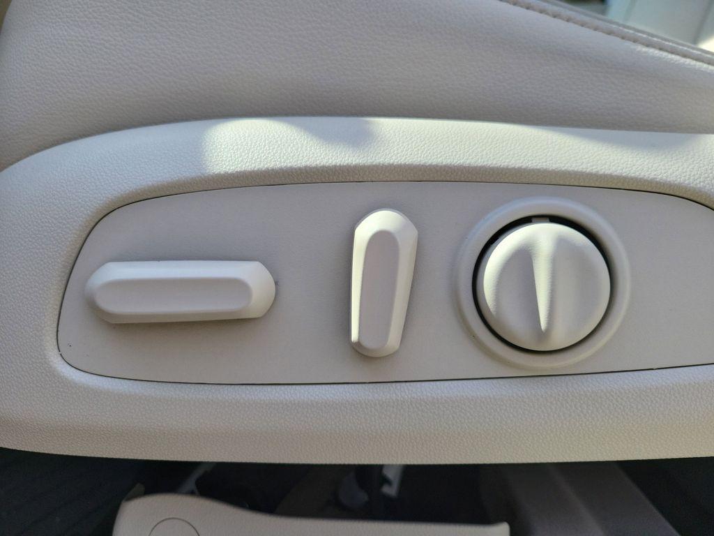 used 2023 GMC Acadia car, priced at $34,999