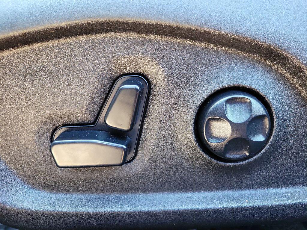 used 2019 Jeep Renegade car, priced at $14,998