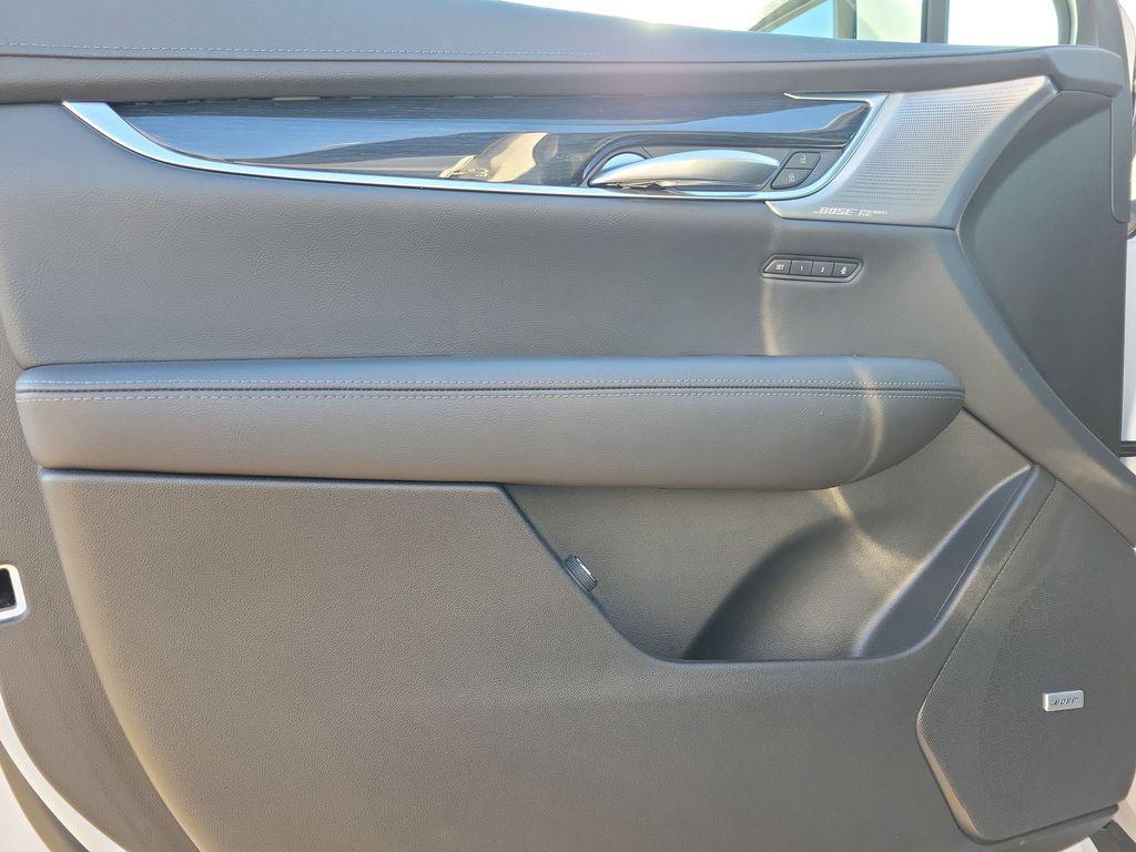 used 2024 Cadillac XT5 car, priced at $37,499