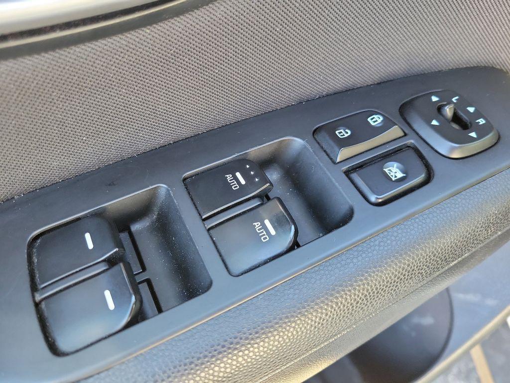 used 2014 Kia Soul car, priced at $9,999