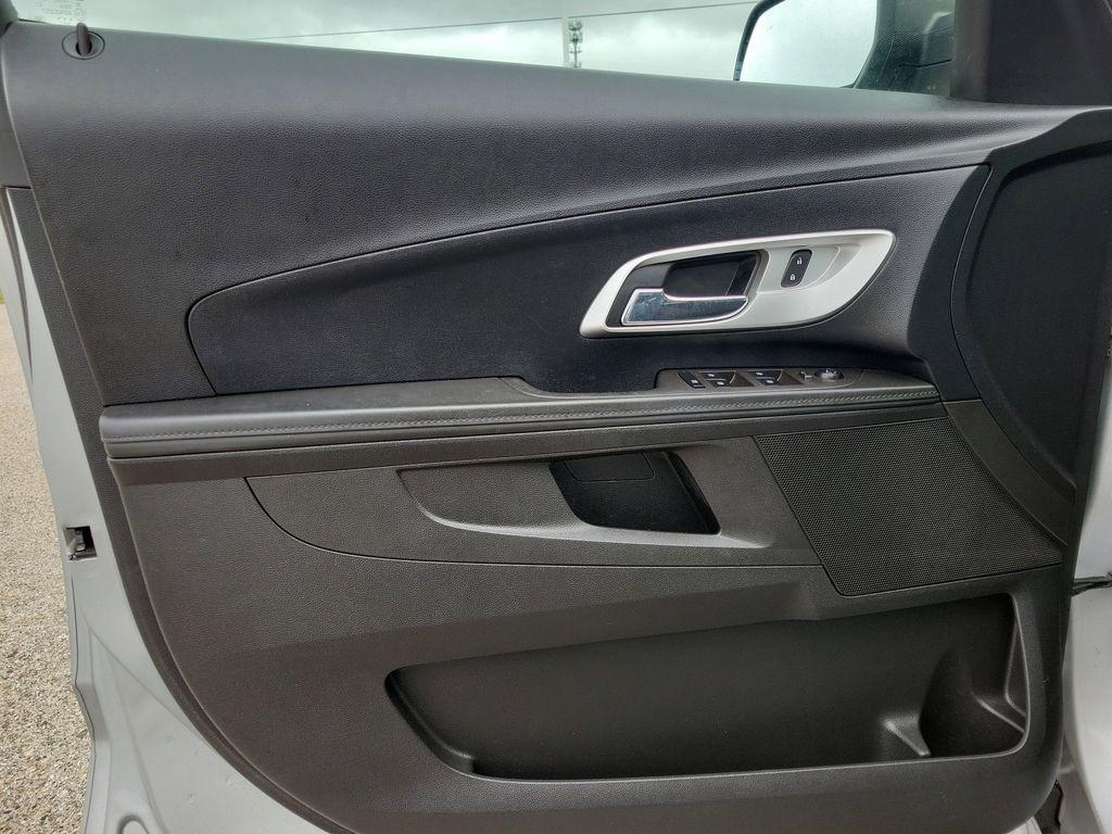 used 2015 Chevrolet Equinox car, priced at $8,499