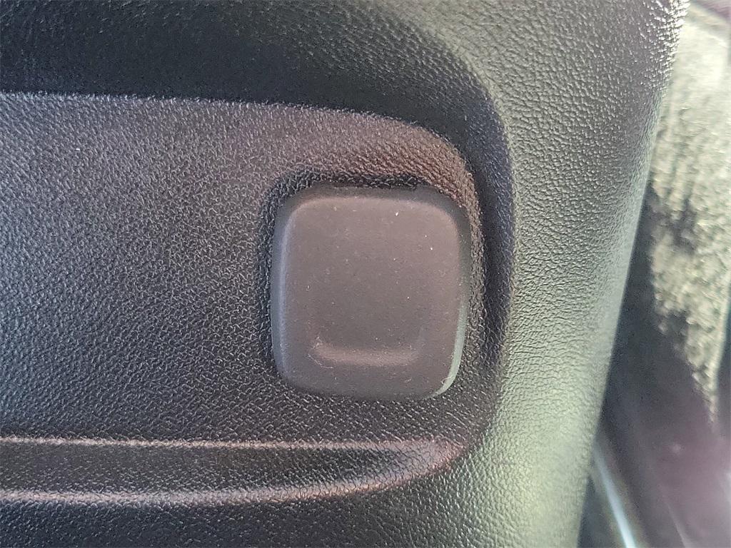 used 2024 Chevrolet Malibu car, priced at $18,499