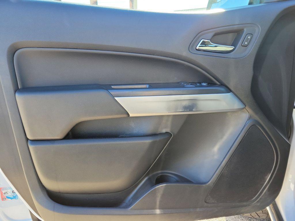 used 2022 Chevrolet Colorado car, priced at $17,499