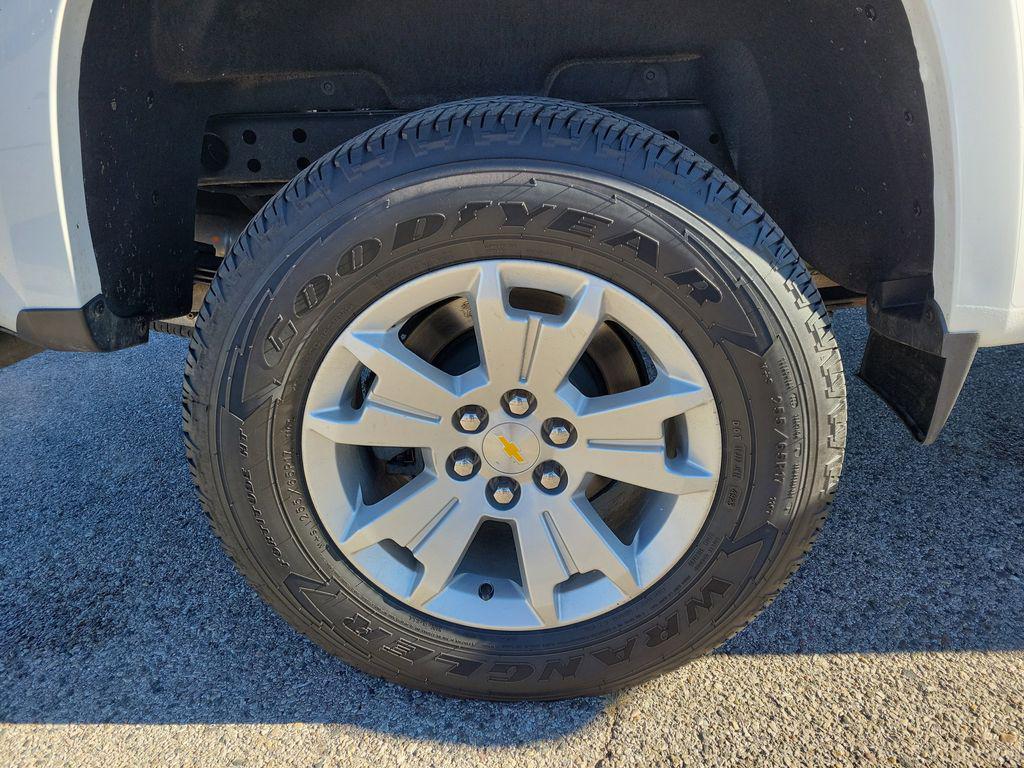 used 2022 Chevrolet Colorado car, priced at $17,499