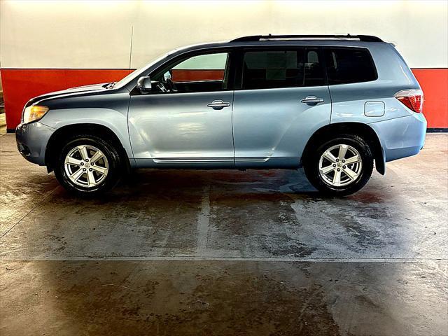 2010 SILVER Toyota Highlander