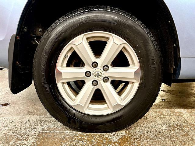 2010 SILVER Toyota Highlander