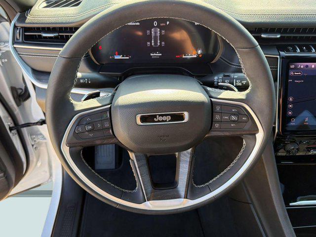 used 2025 Jeep Grand Cherokee car, priced at $37,999