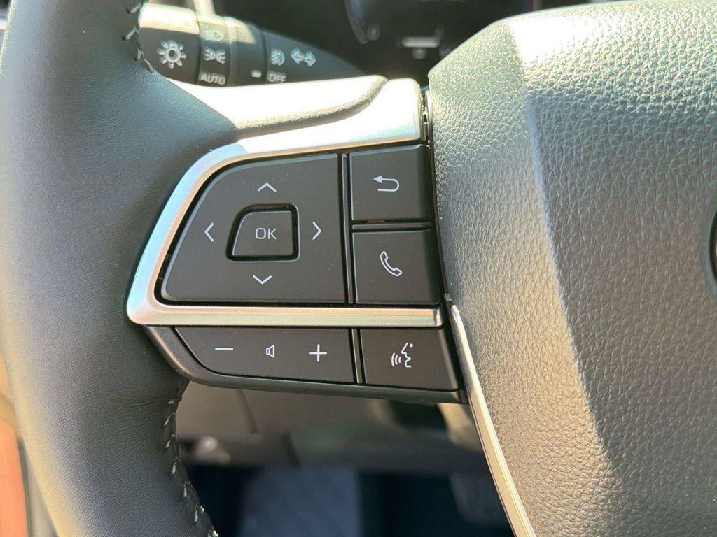 used 2026 Toyota Highlander car, priced at $53,224