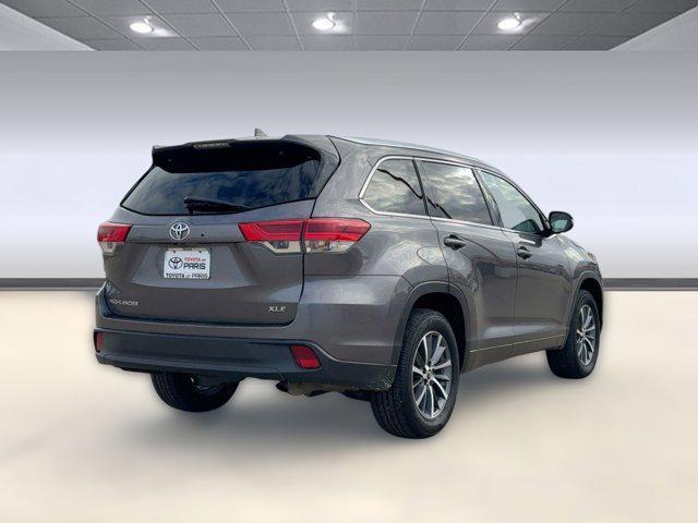 used 2018 Toyota Highlander car, priced at $17,999