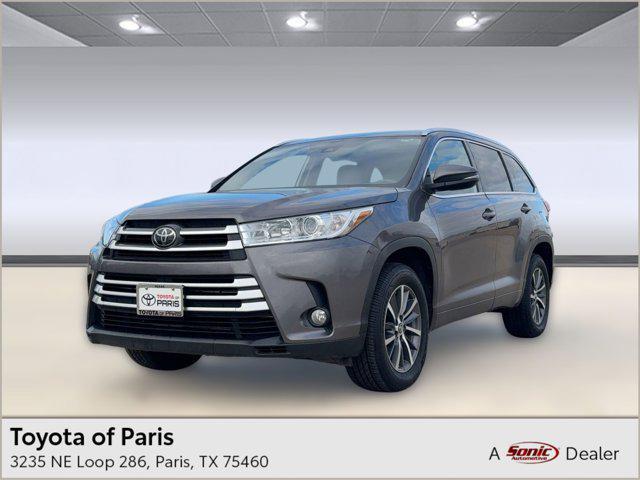 used 2018 Toyota Highlander car, priced at $17,999