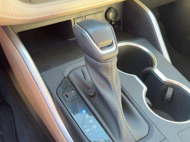 used 2023 Toyota Highlander car, priced at $29,897
