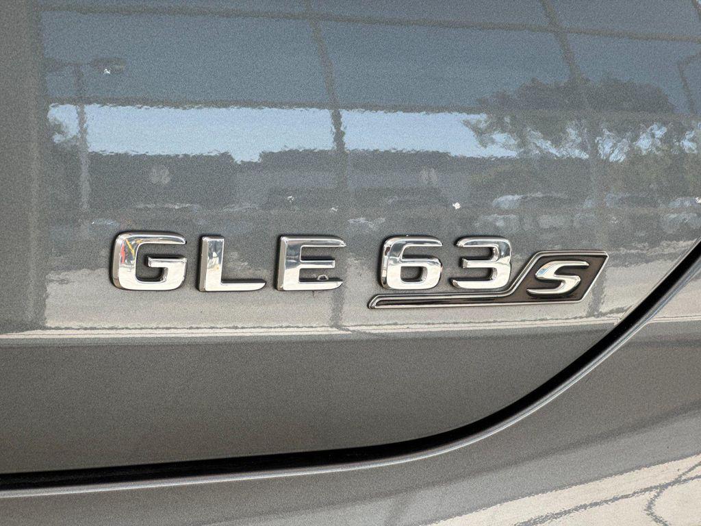 Mercedes-Benz GLE view 26