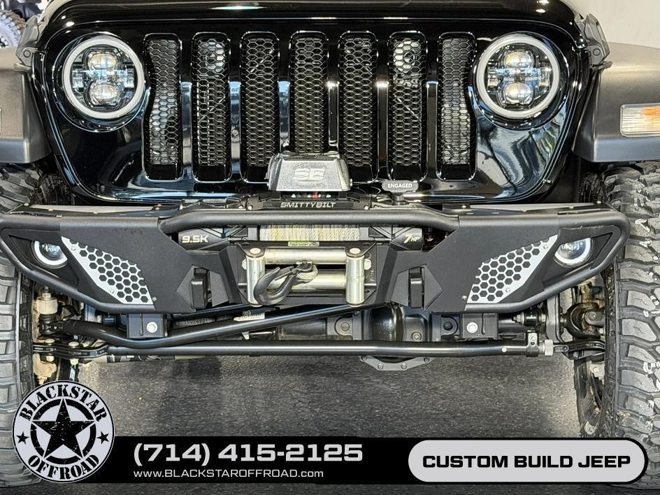 used 2022 Jeep Wrangler Unlimited car, priced at $33,990