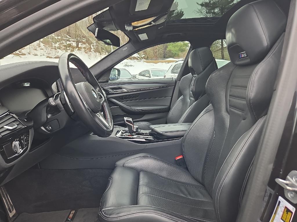 used 2023 BMW M5 car, priced at $81,950