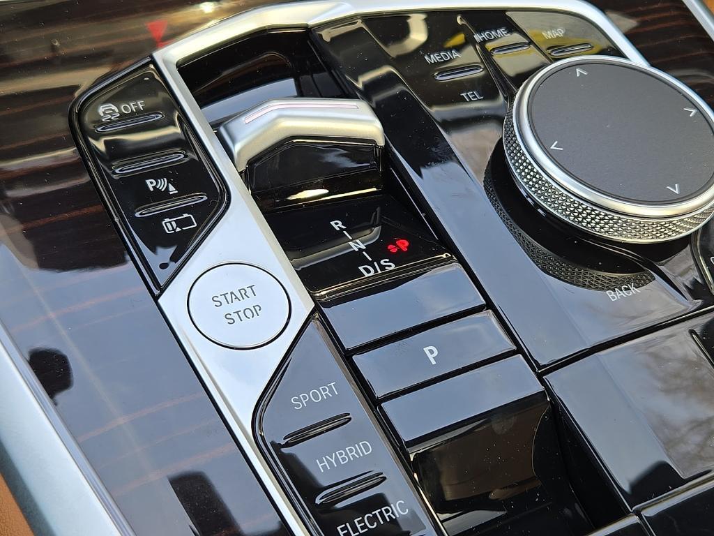 new 2026 BMW X5 PHEV car, priced at $81,625