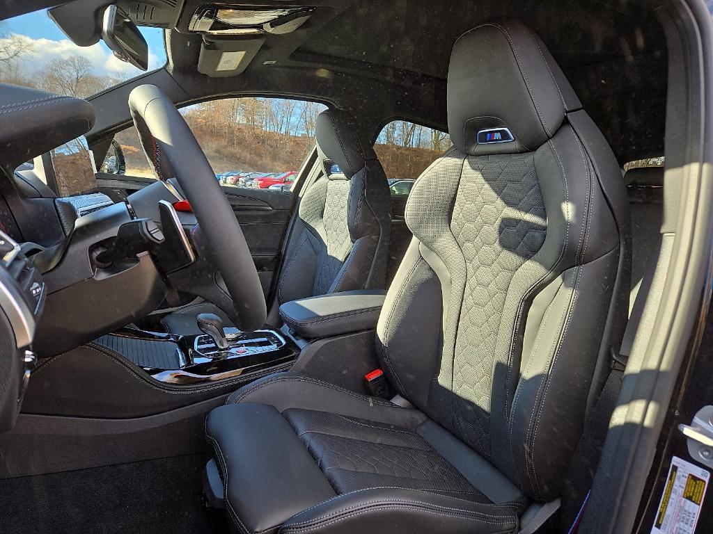 new 2025 BMW X4 M car, priced at $95,925