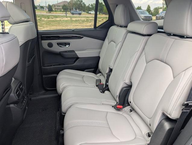 new 2025 Honda Pilot car, priced at $51,550