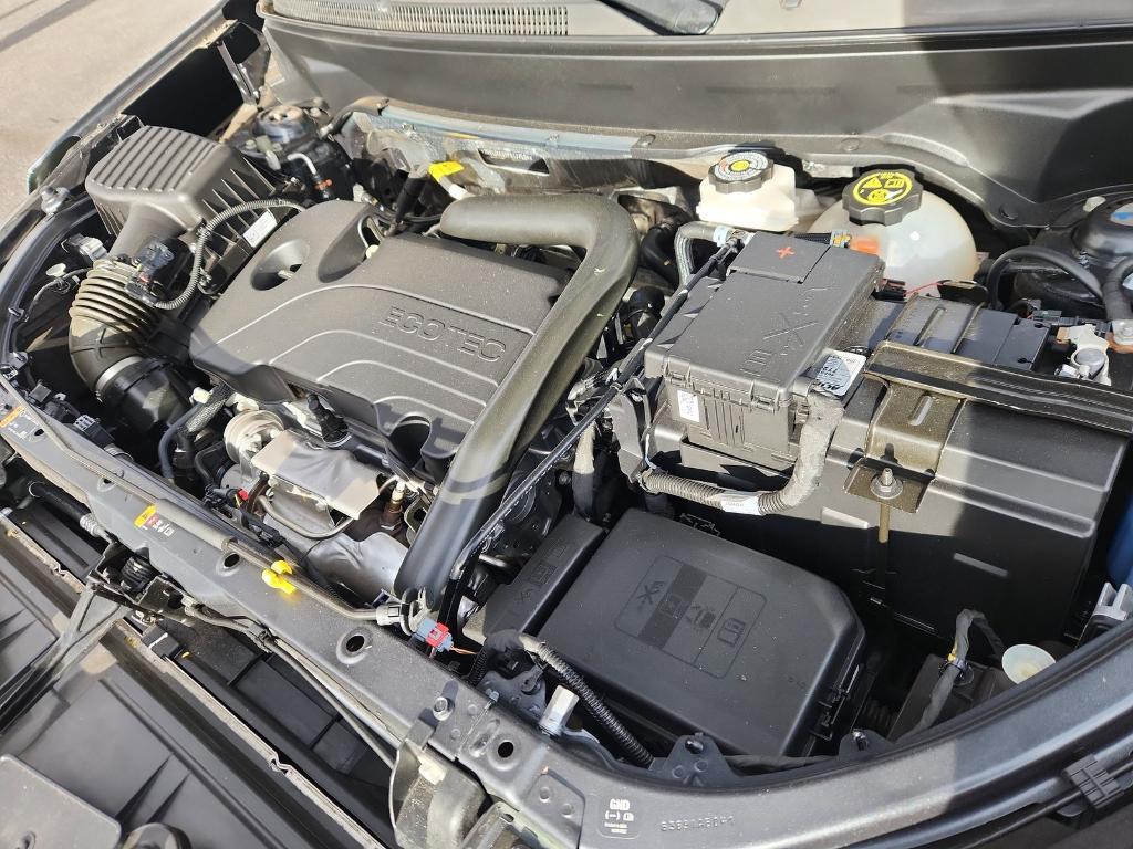 used 2023 Chevrolet Equinox car, priced at $18,900