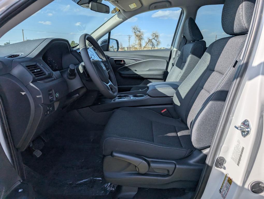 new 2025 Honda Ridgeline car, priced at $42,055